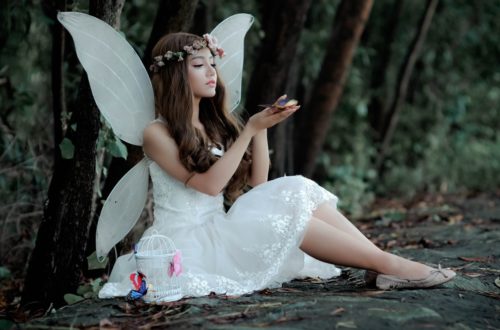 A simulation of a fairy in a natural background.