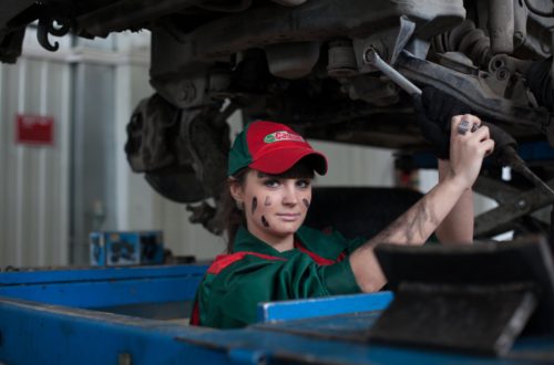 A car mechanic