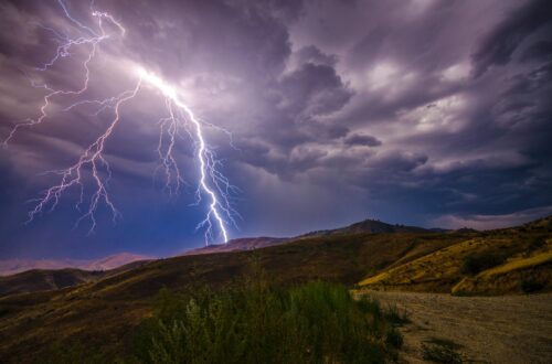 A bolt of lightening touching the earth